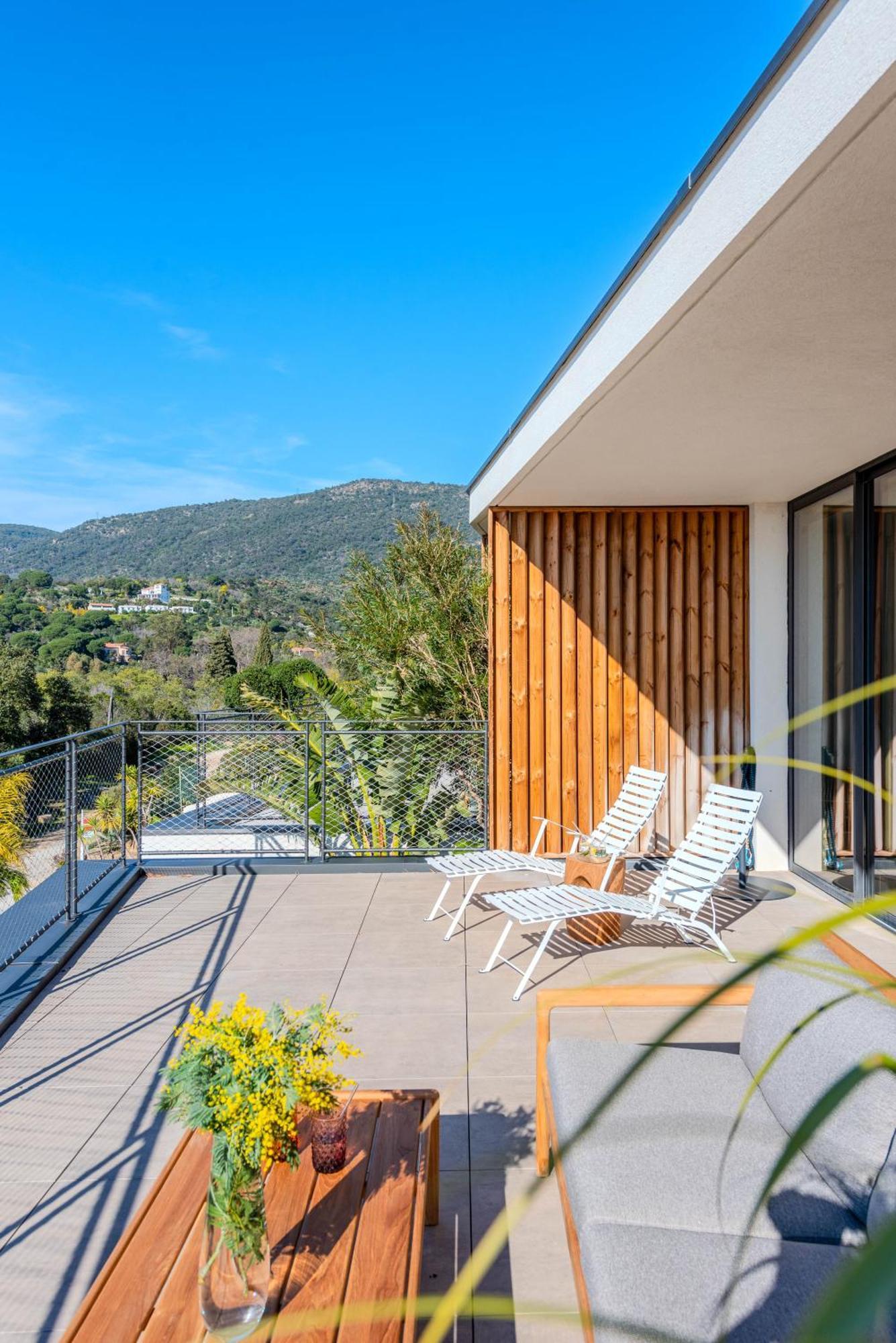 Magnifique Appartement Plage Cavaliere Terrasse 3 Chambres Garage Le Lavandou Exterior photo